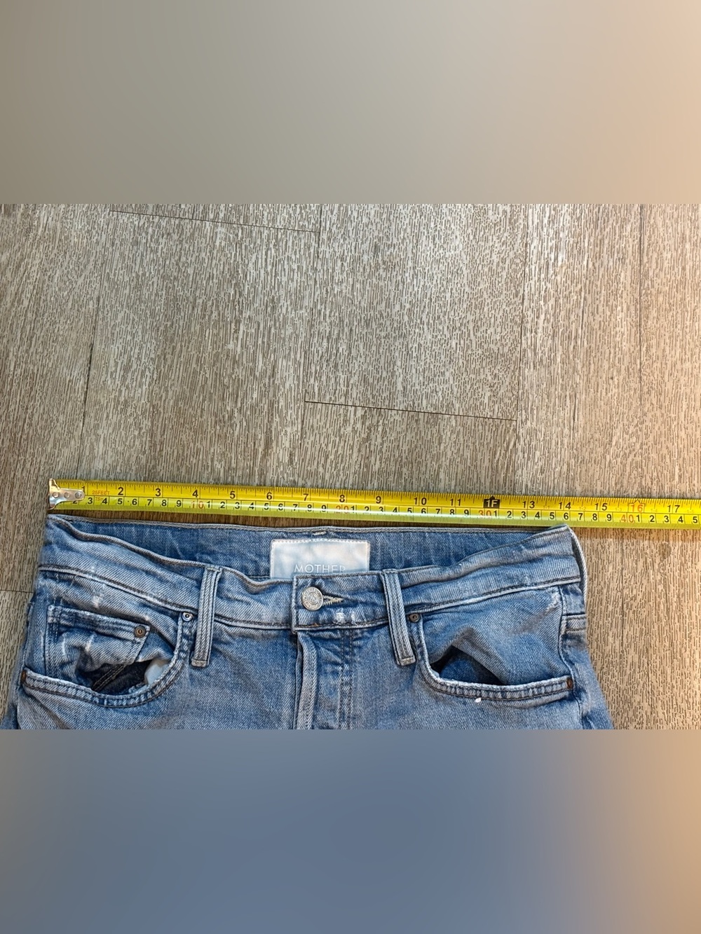 MOTHER JEANS SUPERIOR TOMCAT DISTRESSED SIZE 28 - Picture 9 of 11